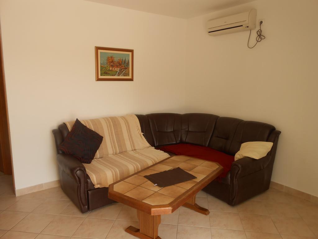 Apartments Petrovic Rogoznica  Phòng bức ảnh
